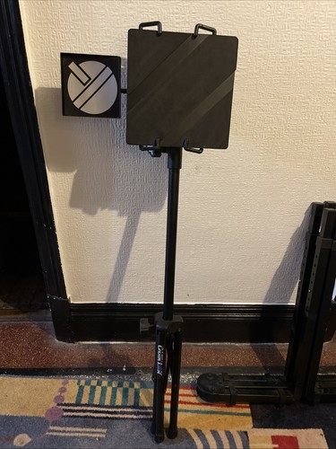Quiklok stand multi functional - quiklok,